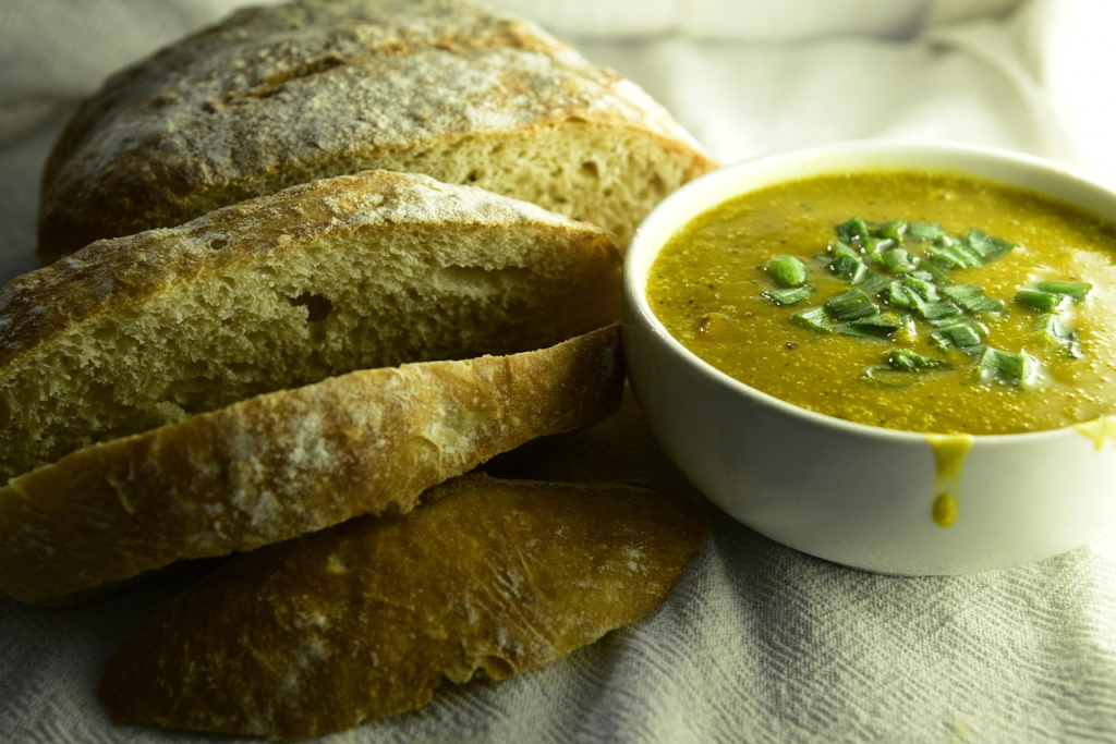 Vegetarische Herbstsuppe zum Aufwärmen