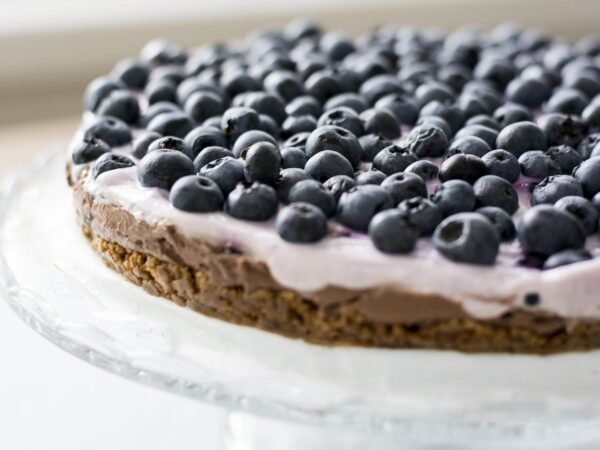 Saftiger Blechkuchen mit frischem Obst
